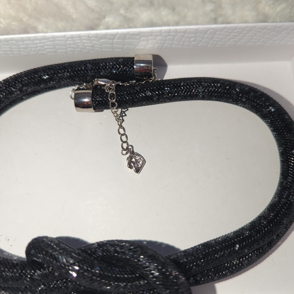 Swarovski Black Stardust Choker Valentines Day Knot Necklace Silver Stamped Swan - Picture 2 of 2